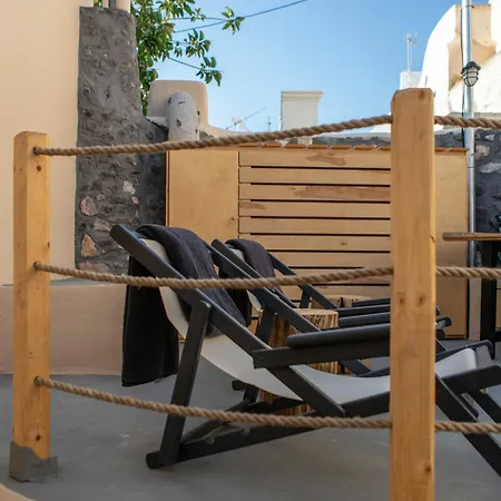 Nalas Cave - Adults Only Villa Emporio (Santorini)